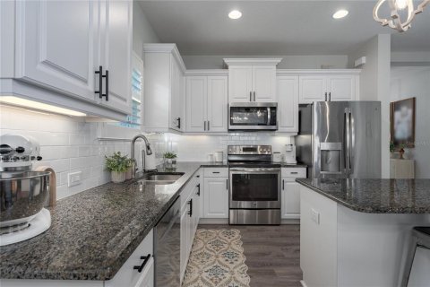 House in Parrish, Florida 4 bedrooms, 254.18 sq.m. № 1519293 - photo 12