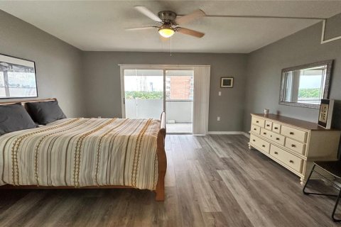 Copropriété à vendre à Tampa, Floride: 2 chambres, 109.44 m2 № 1917045 - photo 11