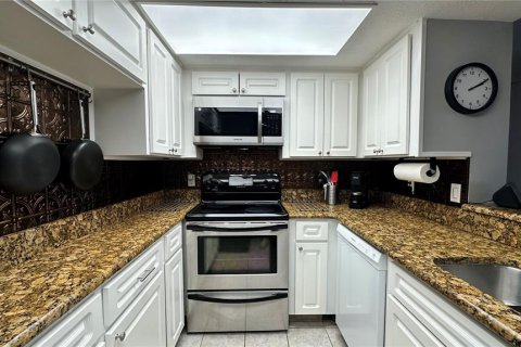 Copropriété à vendre à Tampa, Floride: 2 chambres, 109.44 m2 № 1917045 - photo 3