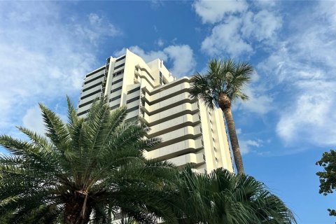 Copropriété à vendre à Tampa, Floride: 2 chambres, 109.44 m2 № 1917045 - photo 1