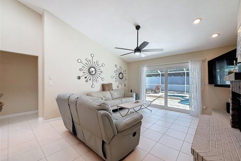 Villa ou maison à vendre à Tarpon Springs, Floride: 4 chambres, 209.59 m2 № 1824330 - photo 18