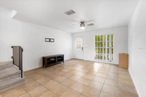 Condo in Tampa, Florida, 2 bedrooms  № 1818844 - photo 4
