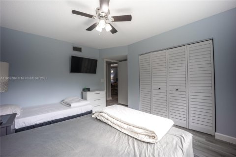 Copropriété à vendre à Deerfield Beach, Floride: 2 chambres, 128.21 m2 № 1954518 - photo 16