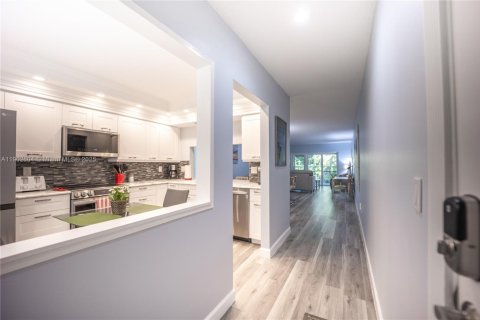 Copropriété à vendre à Deerfield Beach, Floride: 2 chambres, 128.21 m2 № 1954518 - photo 2