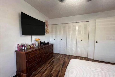 House in Kissimmee, Florida 3 bedrooms, 99.68 sq.m. № 1900206 - photo 4