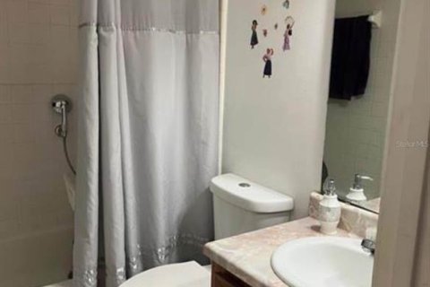 House in Kissimmee, Florida 3 bedrooms, 99.68 sq.m. № 1900206 - photo 8