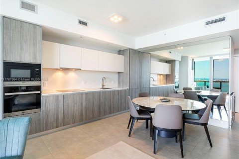 Condominio en venta en Miami, Florida, 2 dormitorios, 107.95 m2 № 1985481 - foto 8