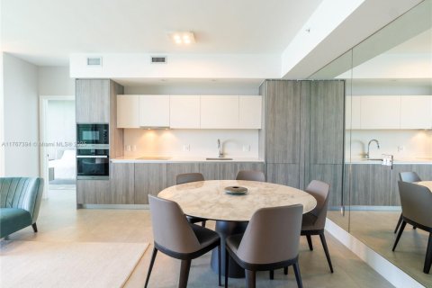 Condominio en venta en Miami, Florida, 2 dormitorios, 107.95 m2 № 1985481 - foto 7