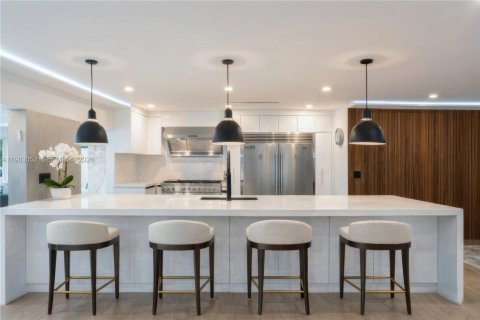 Villa ou maison à vendre à Miami Beach, Floride: 4 chambres, 248.89 m2 № 2045921 - photo 4
