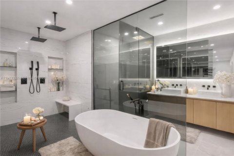 Villa ou maison à vendre à Miami Beach, Floride: 4 chambres, 248.89 m2 № 2045921 - photo 7