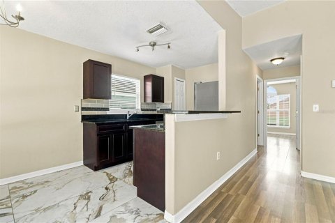 House in Kissimmee, Florida 3 bedrooms, 102.94 sq.m. № 2353289 - photo 9