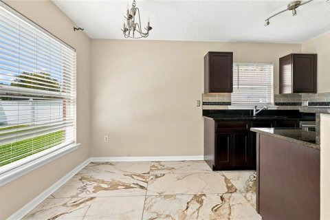 House in Kissimmee, Florida 3 bedrooms, 102.94 sq.m. № 2353289 - photo 8