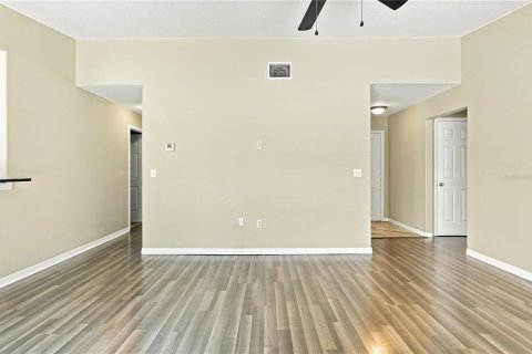 House in Kissimmee, Florida 3 bedrooms, 102.94 sq.m. № 2353289 - photo 6