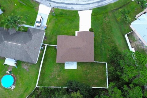 House in Kissimmee, Florida 3 bedrooms, 102.94 sq.m. № 2353289 - photo 29