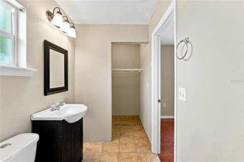 House in Kissimmee, Florida 3 bedrooms, 102.94 sq.m. № 2353289 - photo 17