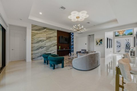 Casa en venta en Port St. Lucie, Florida, 3 dormitorios, 255.76 m2 № 2247856 - foto 16
