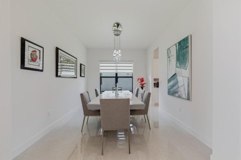 Casa en venta en Port St. Lucie, Florida, 3 dormitorios, 255.76 m2 № 2247856 - foto 19