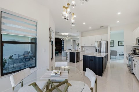 Casa en venta en Port St. Lucie, Florida, 3 dormitorios, 255.76 m2 № 2247856 - foto 14