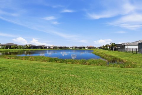 Casa en venta en Port St. Lucie, Florida, 3 dormitorios, 255.76 m2 № 2247856 - foto 4