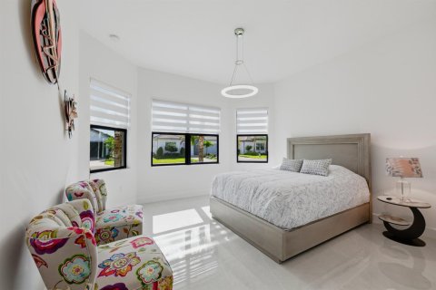 Casa en venta en Port St. Lucie, Florida, 3 dormitorios, 255.76 m2 № 2247856 - foto 29