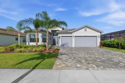 Casa en Port St. Lucie, Florida 3 dormitorios, 255.76 m2 № 2247856