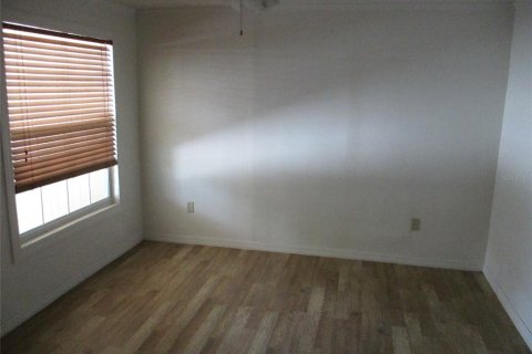 House in Tampa, Florida 2 bedrooms, 209.59 sq.m. № 2239332 - photo 6