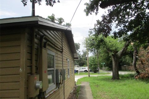 House in Tampa, Florida 2 bedrooms, 209.59 sq.m. № 2239332 - photo 5