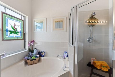 House in Davenport, Florida 4 bedrooms, 168.52 sq.m. № 1757543 - photo 28