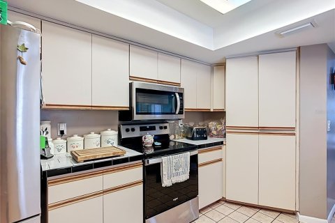 Casa en venta en Homosassa, Florida, 3 dormitorios, 204.48 m2 № 1630526 - foto 10