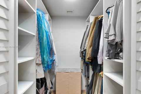 Condominio en venta en Tamarac, Florida, 2 dormitorios, 120.22 m2 № 1931932 - foto 23