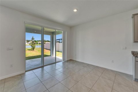 House in Wimauma, Florida 5 bedrooms, 275.36 sq.m. № 1918994 - photo 22