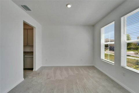 House in Wimauma, Florida 5 bedrooms, 275.36 sq.m. № 1918994 - photo 11