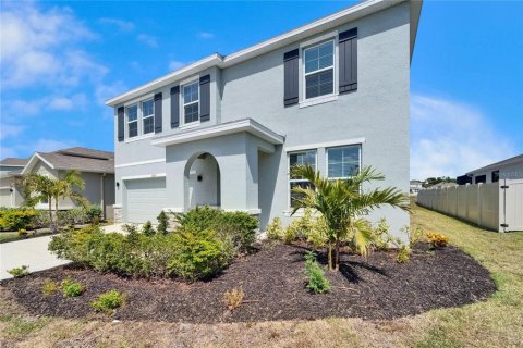 House in Wimauma, Florida 5 bedrooms, 275.36 sq.m. № 1918994 - photo 2