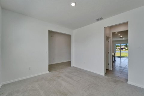 House in Wimauma, Florida 5 bedrooms, 275.36 sq.m. № 1918994 - photo 13