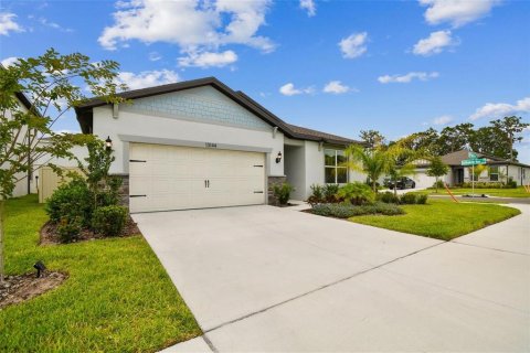 Villa ou maison à louer à Riverview, Floride: 4 chambres, 171.87 m2 № 2114521 - photo 4