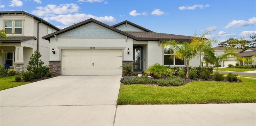 Villa ou maison à Riverview, Floride 4 chambres, 171.87 m2 № 2114521