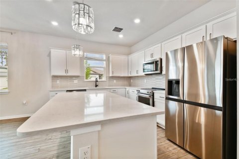 Villa ou maison à louer à Riverview, Floride: 4 chambres, 171.87 m2 № 2114521 - photo 9