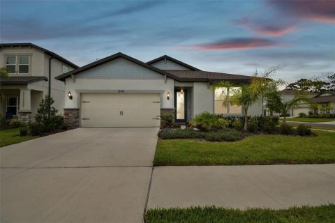 Villa ou maison à louer à Riverview, Floride: 4 chambres, 171.87 m2 № 2114521 - photo 2