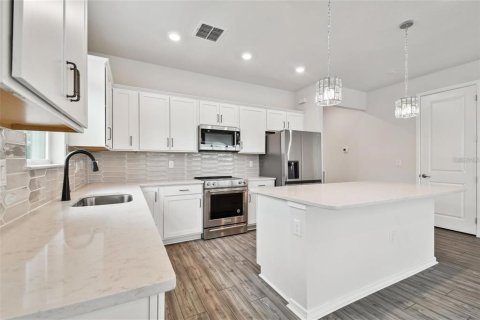 Villa ou maison à louer à Riverview, Floride: 4 chambres, 171.87 m2 № 2114521 - photo 7