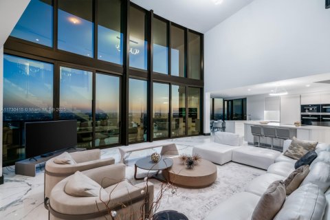 Condo in Sunny Isles Beach, Florida, 3 bedrooms  № 2088277