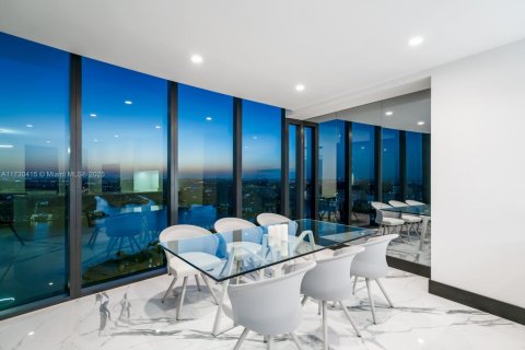 Condo in Sunny Isles Beach, Florida, 3 bedrooms № 2088277 - photo 18