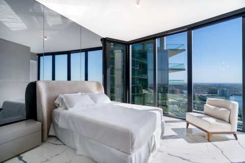 Condo in Sunny Isles Beach, Florida, 3 bedrooms № 2088277 - photo 28