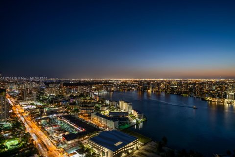 Condo in Sunny Isles Beach, Florida, 3 bedrooms № 2088277 - photo 7