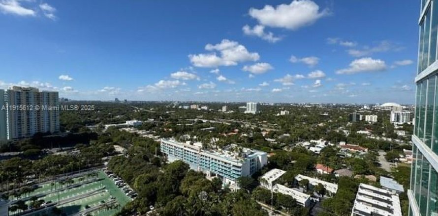 Condo à Miami, Floride, 1 chambre  № 1973786