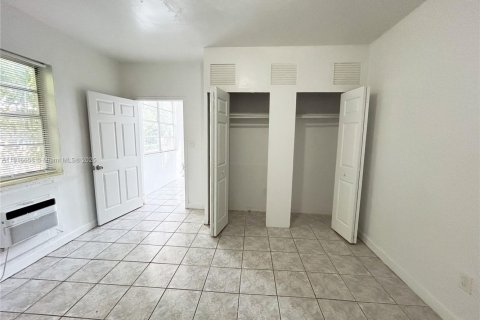 Appartement à louer à Miami, Floride: 1 chambre, 46.45 m2 № 1971973 - photo 4