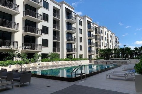 Condo in Coral Gables, Florida, 1 bedroom  № 1711514 - photo 4