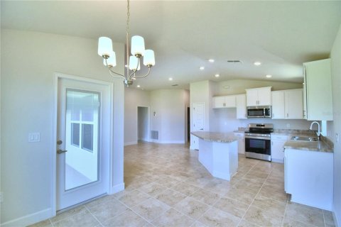 House in MAGNOLIA PARK in Haines City, Florida 3 bedrooms, 140.47 sq.m. № 1257654 - photo 27