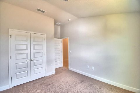 House in MAGNOLIA PARK in Haines City, Florida 3 bedrooms, 140.47 sq.m. № 1257654 - photo 15