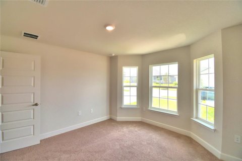 House in MAGNOLIA PARK in Haines City, Florida 3 bedrooms, 140.47 sq.m. № 1257654 - photo 11