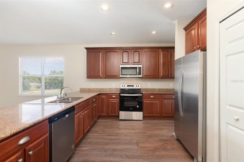 House in Sorrento, Florida 3 bedrooms, 184.41 sq.m. № 1849524 - photo 7